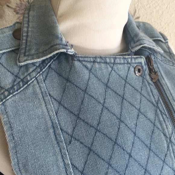 Denim vest - Picture 6 of 7
